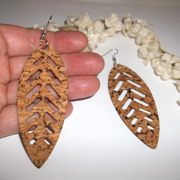 Lightweight Statement Earrings Brown Tan Cork With Silver Leaf Jewelry Set C143 - Picture 5 of 5